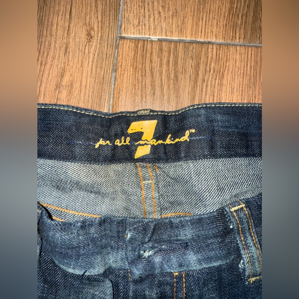 7 For All Mankind - Vintage Bootcut Indigo Jeans with Swarovski Crystals  👖